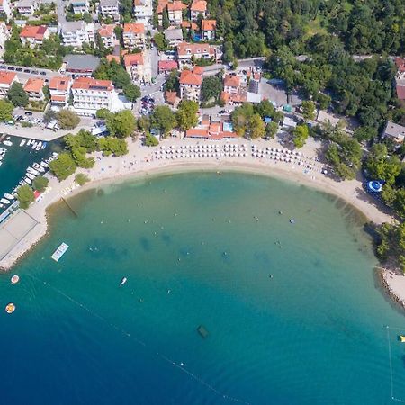 Apartments And Rooms With Parking Space Crikvenica - 19125 Exterior photo
