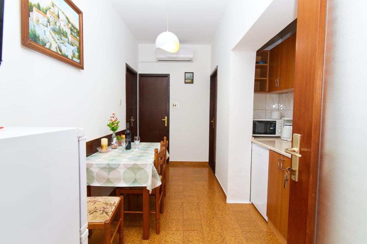 Apartments And Rooms With Parking Space Crikvenica - 19125 Exterior photo