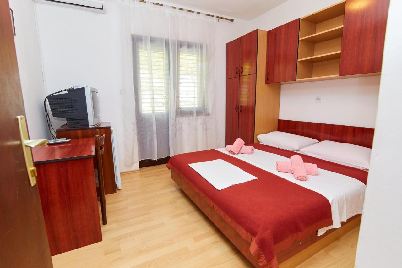 Apartments And Rooms With Parking Space Crikvenica - 19125 Exterior photo